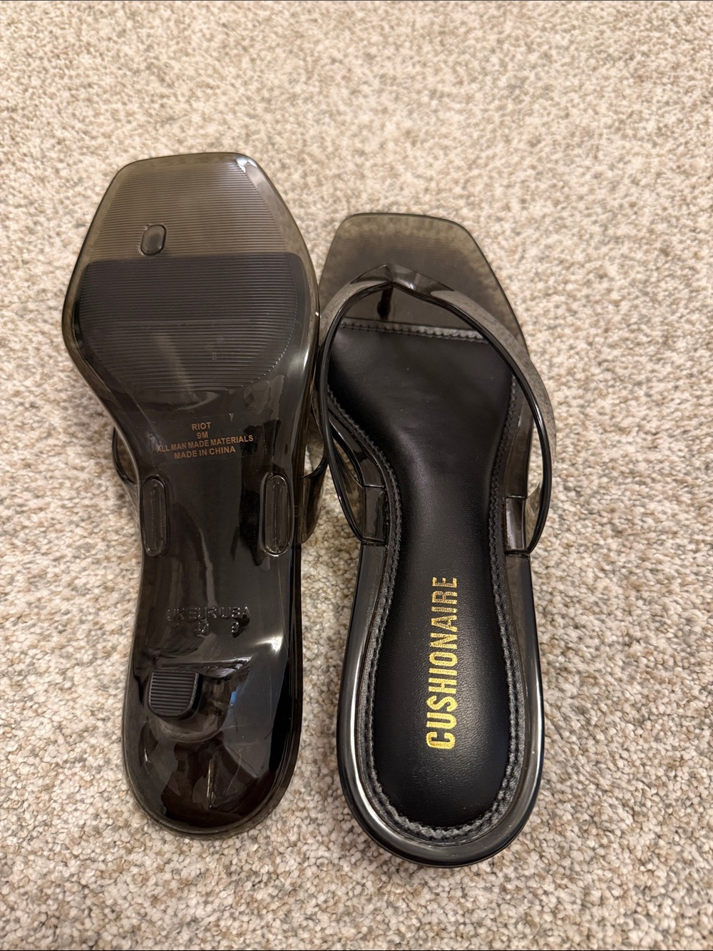 Cushionaire Black Square-Toe Jelly Thong Sandals — Sleek Slip-On Comfort